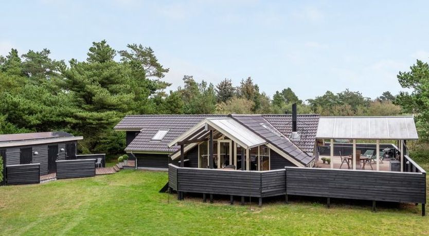 Photo of "Medard" - 2km from the sea