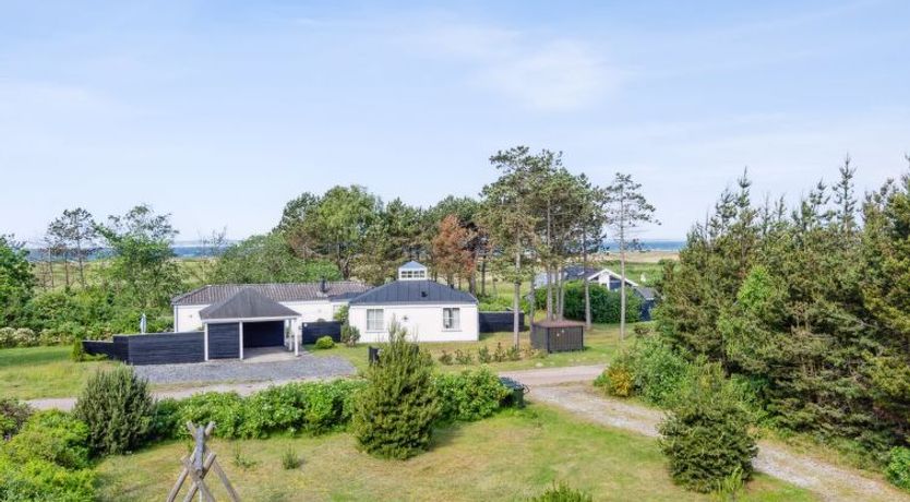 Photo of "Alvy" - 200m from the sea