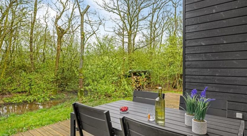 Photo of "Ketilbiorn" - 1.2km to the fjord