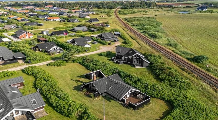 Photo of "Angelie" - 400m from the sea