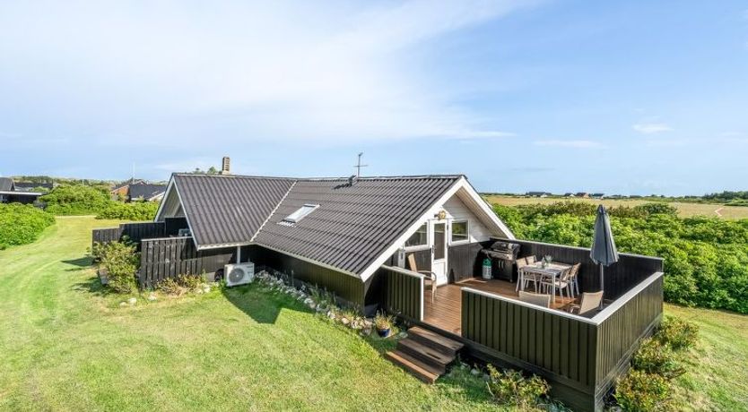 Photo of "Angelie" - 400m from the sea