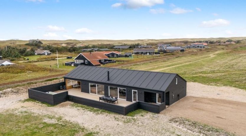 Photo of "Dreng" - 300m from the sea
