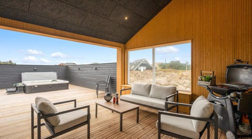 Photo of "Dreng" - 300m from the sea