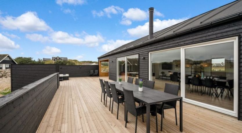 Photo of "Dreng" - 300m from the sea