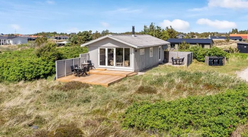 Photo of "Tayanita" - 750m from the sea