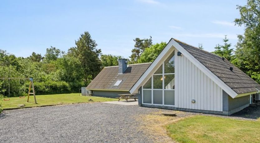 Photo of "Ardan" - 450m from the sea