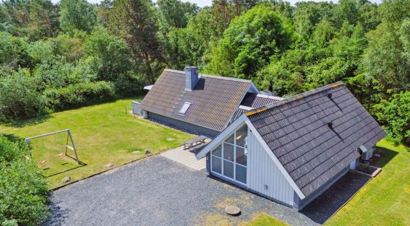 Photo of "Ardan" - 450m from the sea