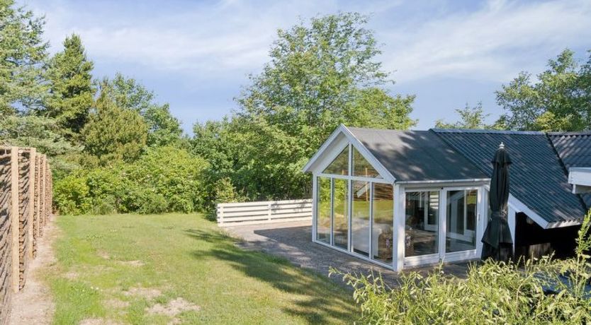 Photo of "Laurens" - 800m from the sea