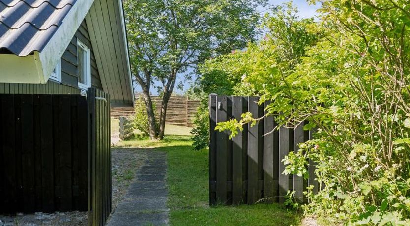 Photo of "Laurens" - 800m from the sea