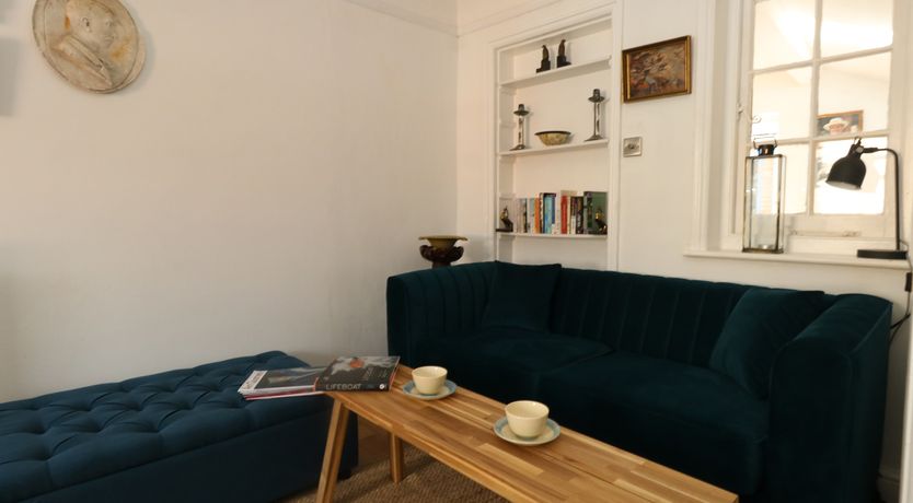 Photo of 26 High West