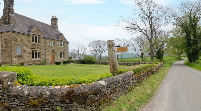 Photo of Upper Hurst Farmhouse
