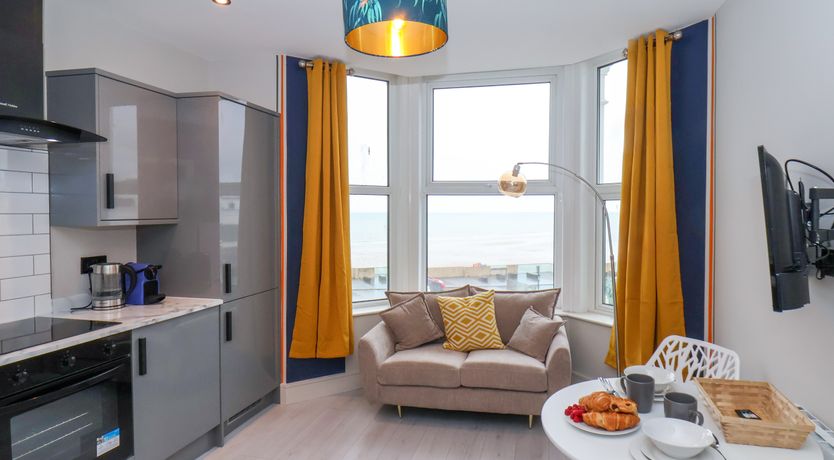 Photo of Apt 6 @ Hunter's Quay