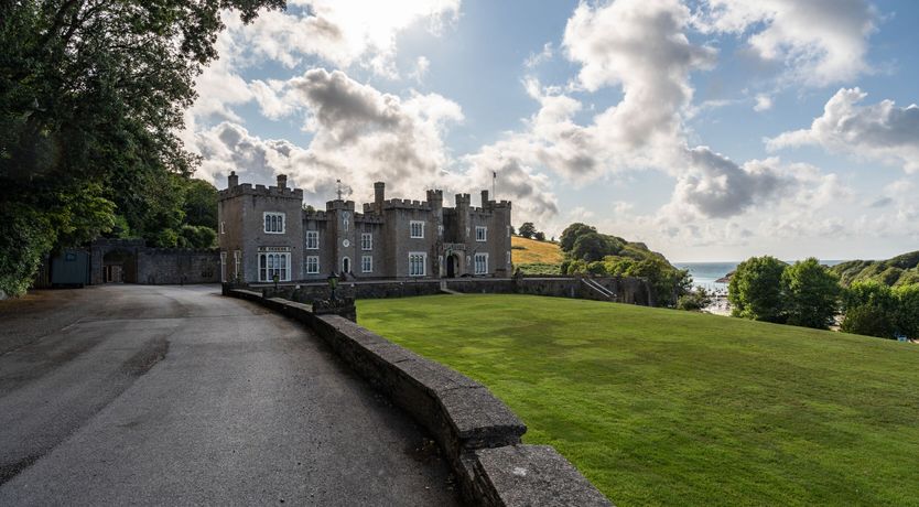 Photo of Watermouth Castle, Penn-Curzon Apartment