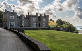 Photo of Watermouth Castle, Penn-Curzon Apartment