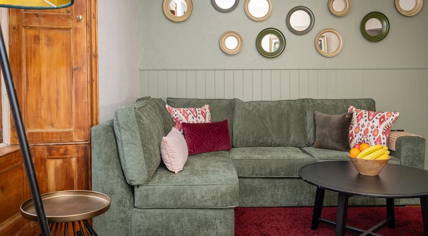 Photo of Watermouth Castle, Rhododendron Apartment