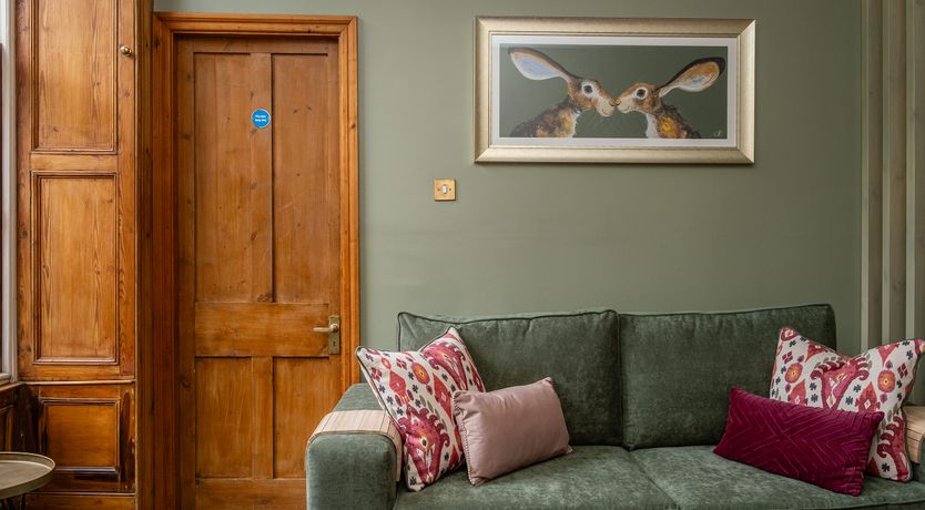 Photo of Watermouth Castle, Bassett Apartment