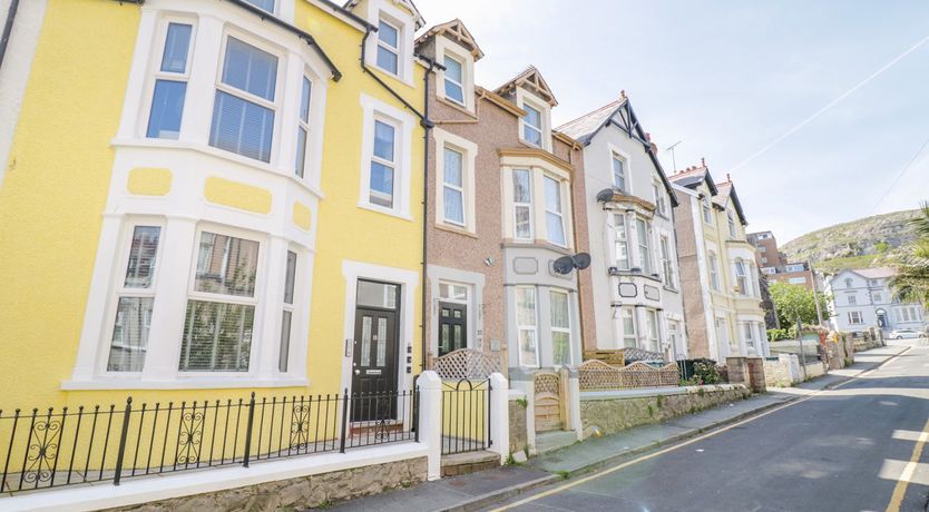 Photo of MidTown - Manhattan House