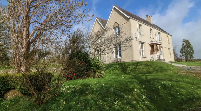 Photo of Hen Ficerdy