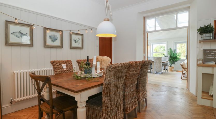 Photo of Hen Ficerdy