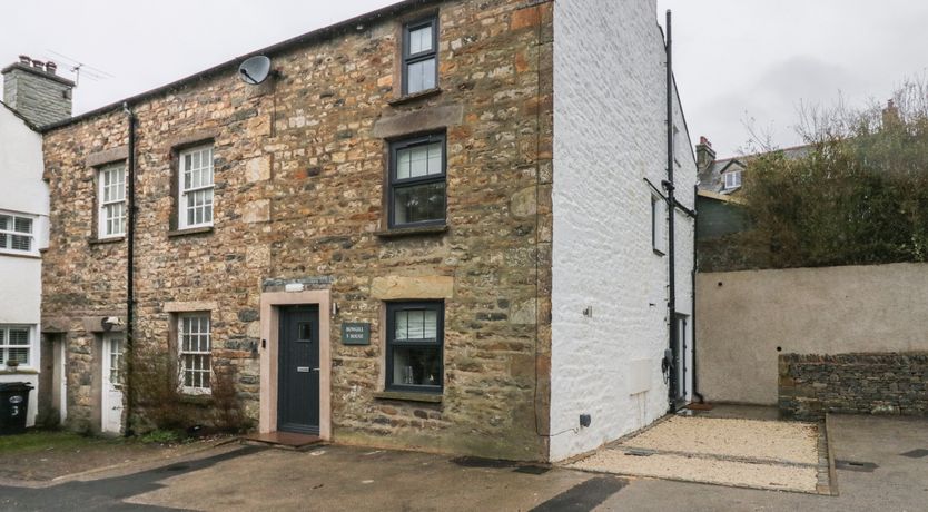 Photo of Howgill House