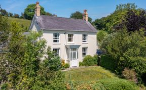 Photo of Pendre Farmhouse