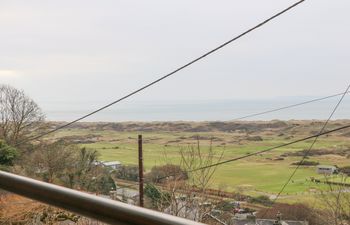 Hafod Y Bryn Holiday Home