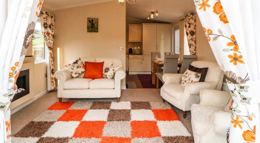 Photo of 10 Poppy Lodge