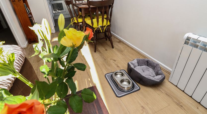 Photo of Flat 2, Clifton Gardens