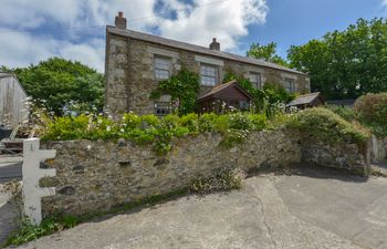 Swallow Cottage Holiday Home