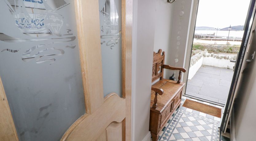 Photo of 3 Coastguard Station