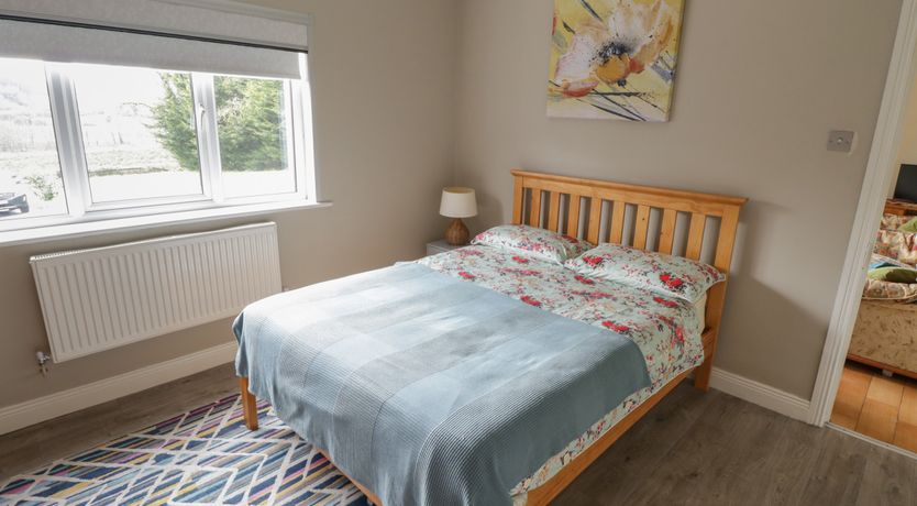 Photo of Sheemore View