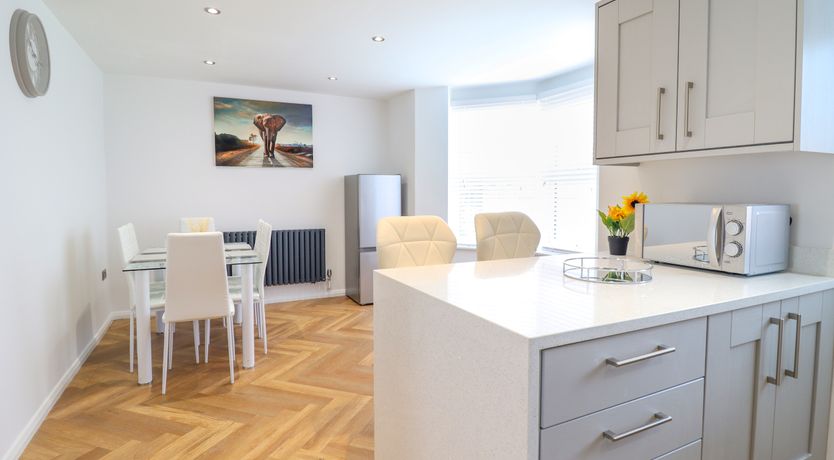 Photo of 1 Ty Newydd