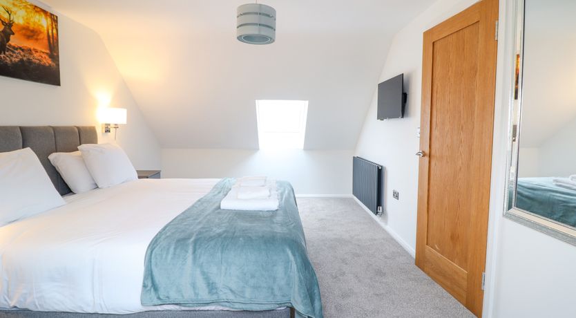 Photo of 1 Ty Newydd