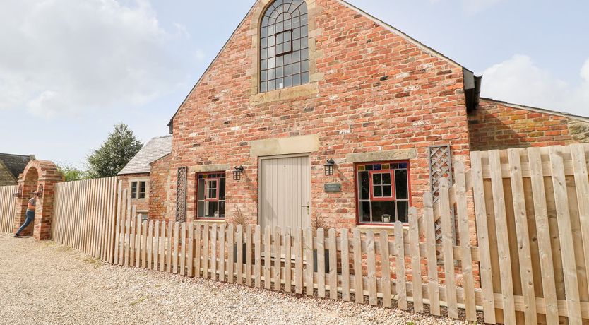 Photo of Hunters Lodge at Wildersley Farm