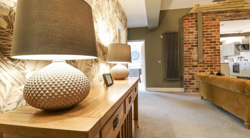 Photo of Hunters Lodge at Wildersley Farm