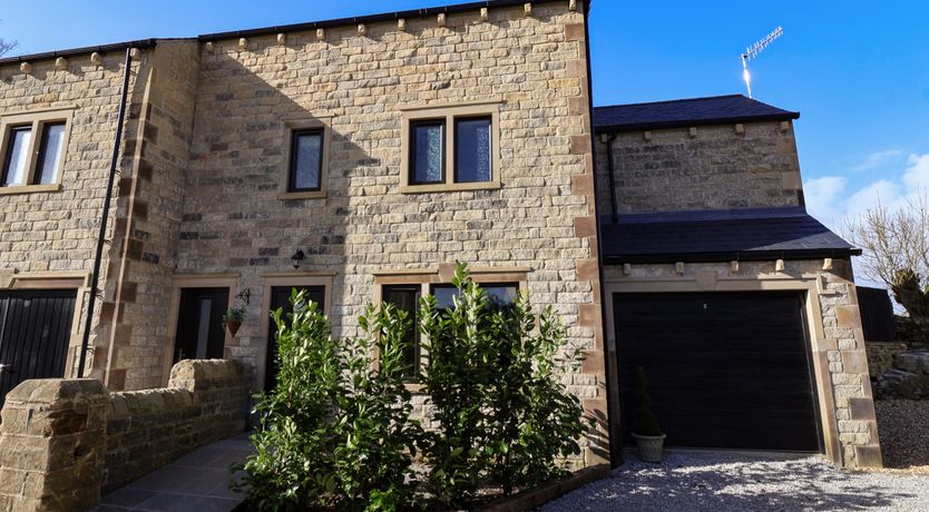 Photo of The Swans Nest Lock View