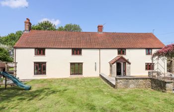 Nempnett Farmhouse Holiday Home