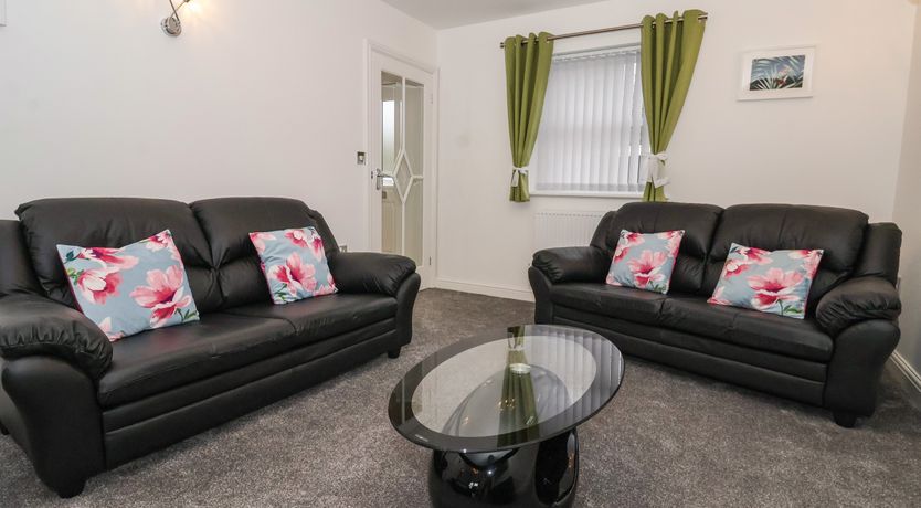 Photo of 4 Manor Garth