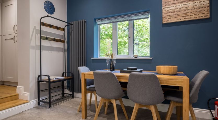 Photo of Bridge Howe