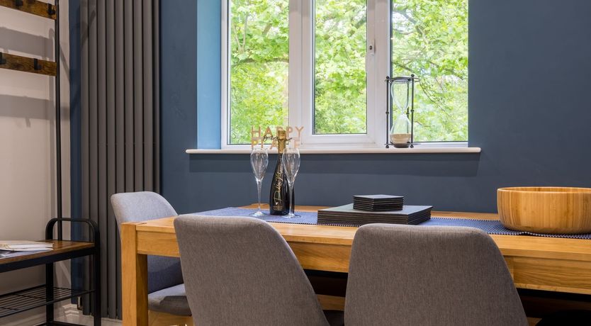 Photo of Bridge Howe