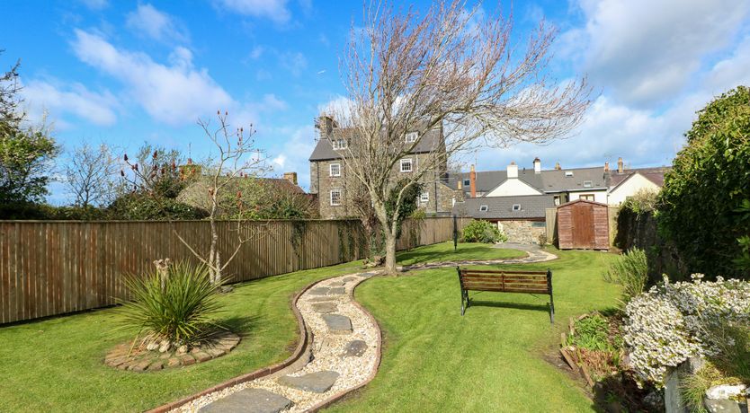 Photo of Parrog Stores