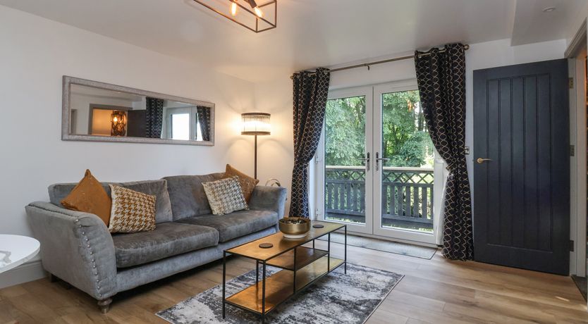 Photo of Waters Edge Lock View