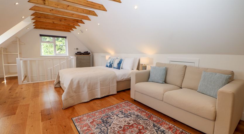 Photo of Thames Retreat