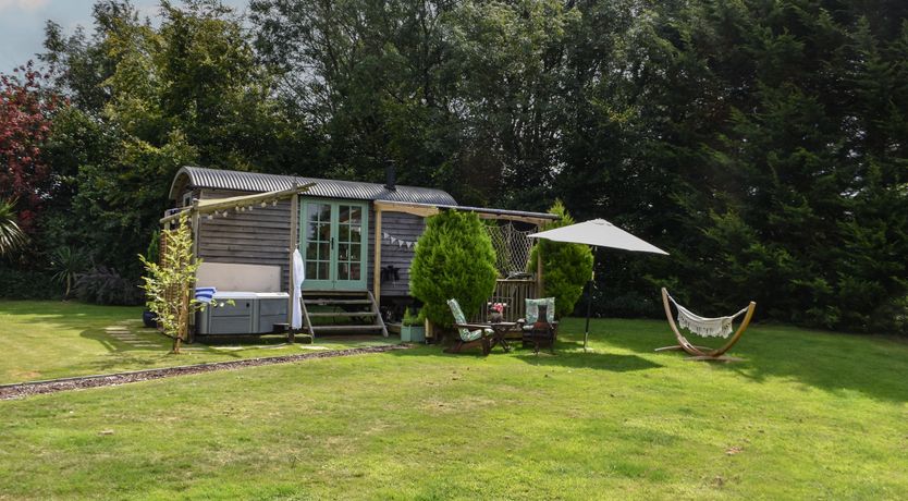 Photo of Burr 1 Shepherds Hut