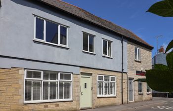 16 Church Street Holiday Home