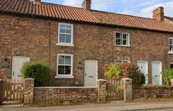 Ivy Cottage Holiday Home