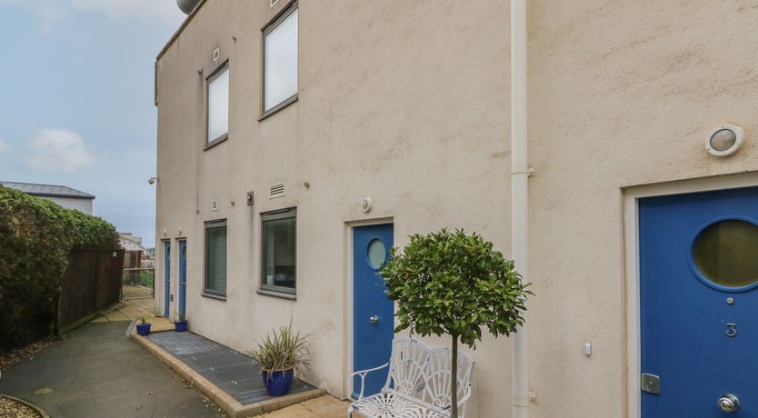 Photo of 2 Horizon View