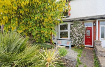 Penrhiw Holiday Home