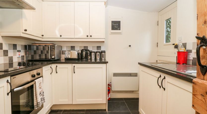 Photo of White Lilac Cottage