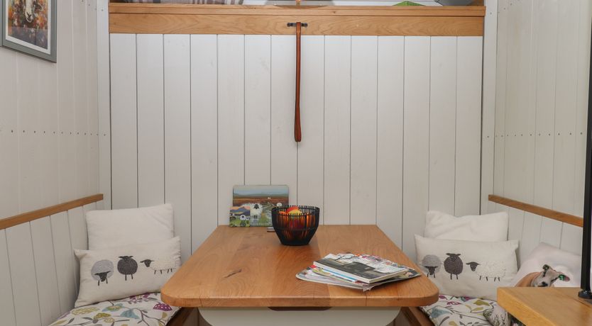 Photo of Burr 2 Shepherds Hut